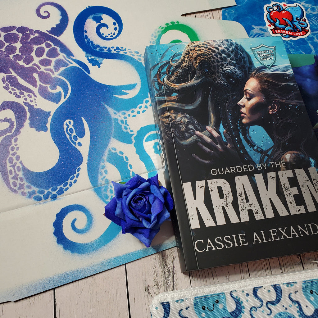 Guarded by the Kraken (Foil Boxset) — additional view (image 5 of 17)